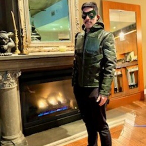Green Arrow Superhero Jacket - Picture 2 of 3